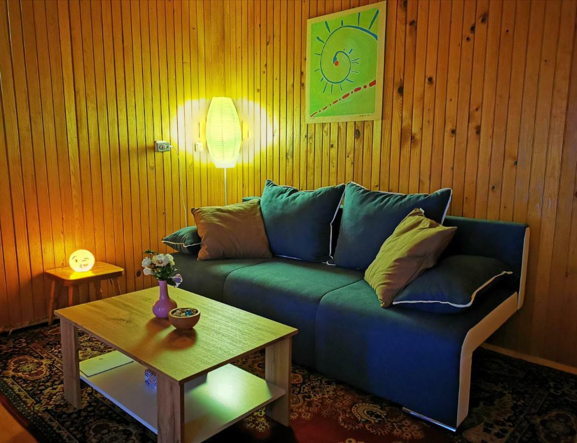 Merikotka - A Cozy Wooden Cottage, Slovenia Braslovce المظهر الخارجي الصورة